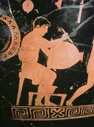 Attic rödfigur klockkrater, detalj som visar en krukmakare som målar en klockkrater, c.430-425 f.Kr. (keramik) (detalj från 100556)